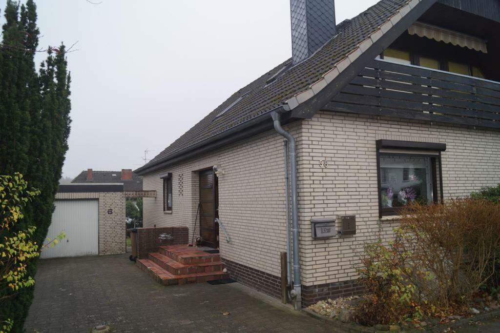 Gemuetliches Zimmer Zentral In Der Lueneburger Heide 슈네베르딘겐 외부 사진
